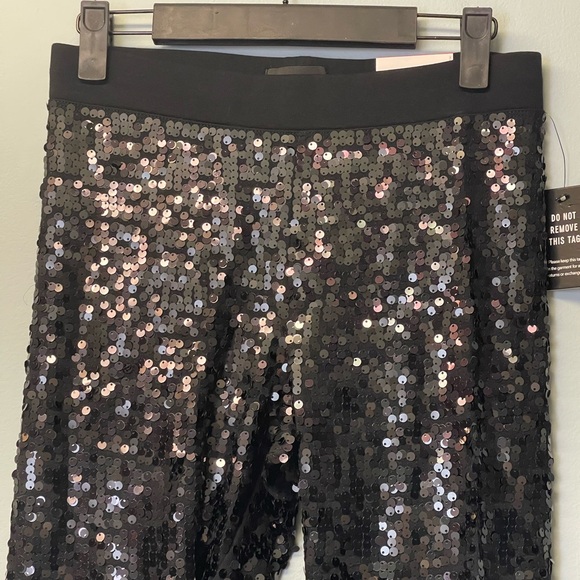 Express Sequin Black Leggings - Picture 2 of 4